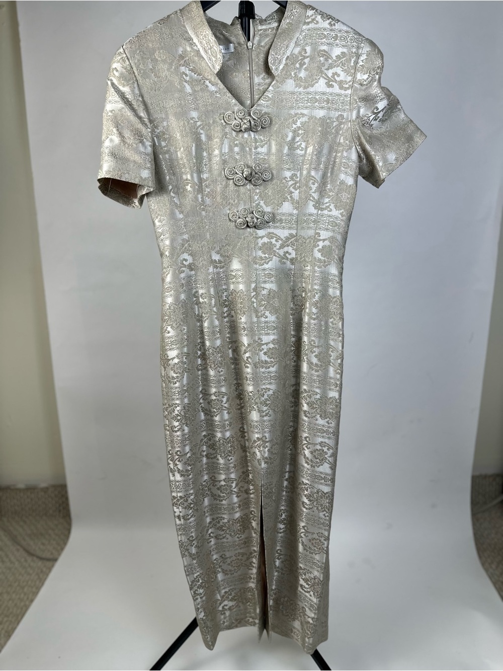 Elegant Vintage Asian-Inspired Silver Ivory Brocade Cheongsam Qipao Maxi Dress